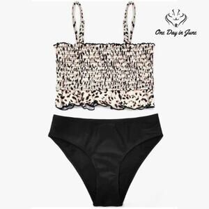 Shekini Girls Smocked Ruffle Bikini Swimsuit Size 6/8